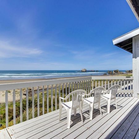Spindrift Oceanfront Home Bandon Esterno foto